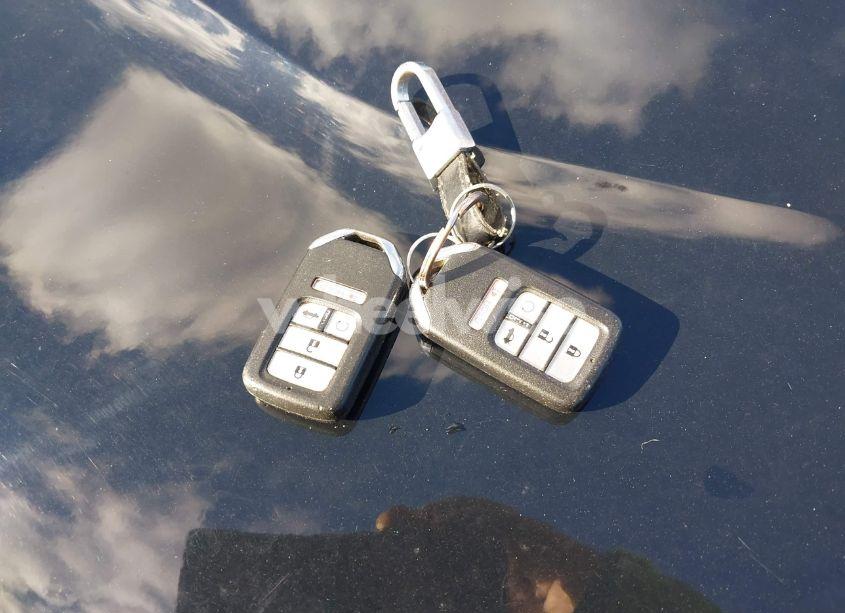 Photo 11 of 2019 Honda Civic EX-L (VIN 19XFC1F74KE211496)