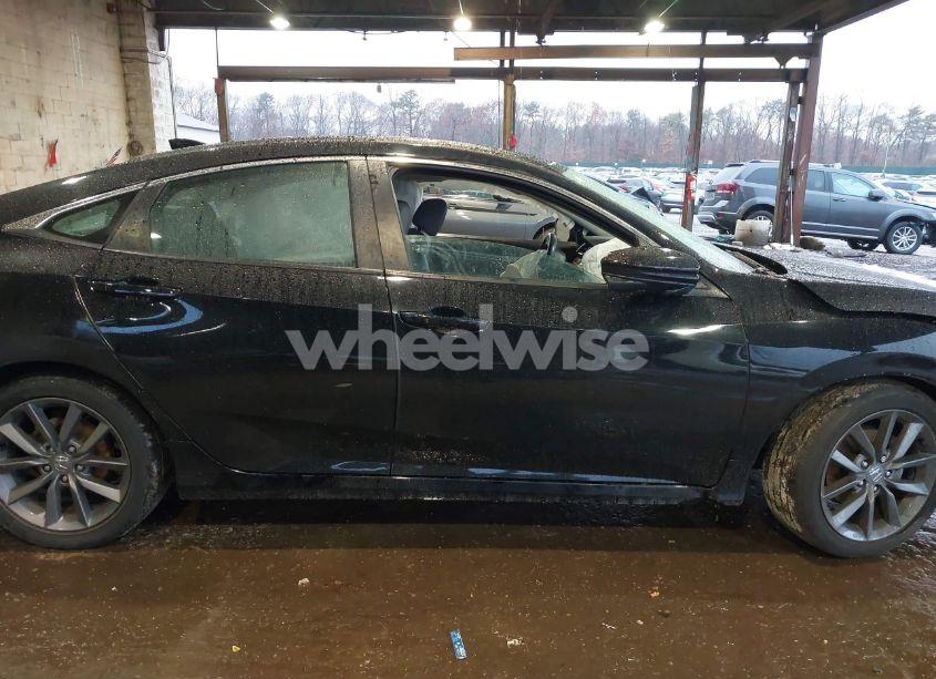 Photo 13 of 2019 Honda Civic EX-L (VIN 19XFC1F74KE211496)