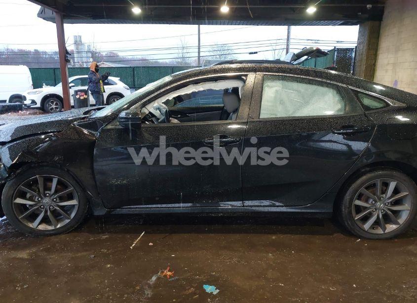 Photo 14 of 2019 Honda Civic EX-L (VIN 19XFC1F74KE211496)