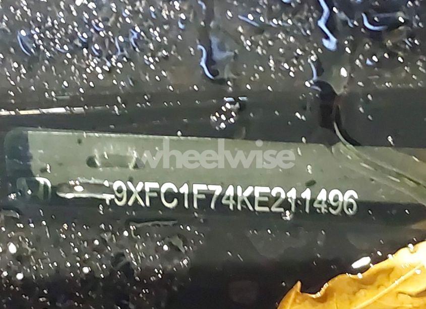 Photo 17 of 2019 Honda Civic EX-L (VIN 19XFC1F74KE211496)