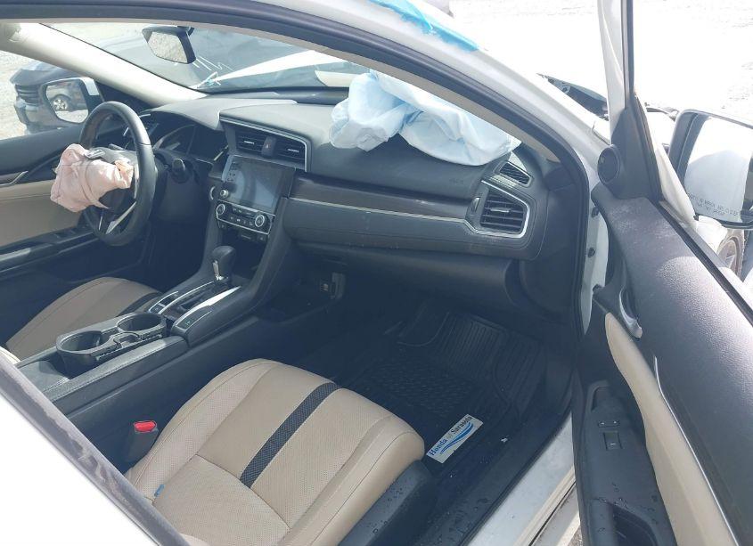 Photo 5 of 2020 Honda Civic EX-L (VIN 19XFC1F74LE008772)