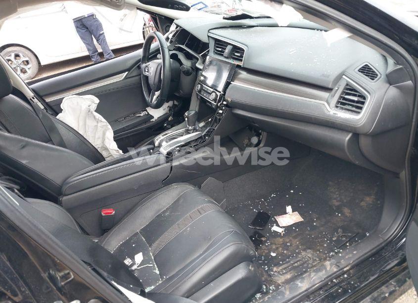 Photo 5 of 2020 Honda Civic EX-L (VIN 19XFC1F74LE017603)