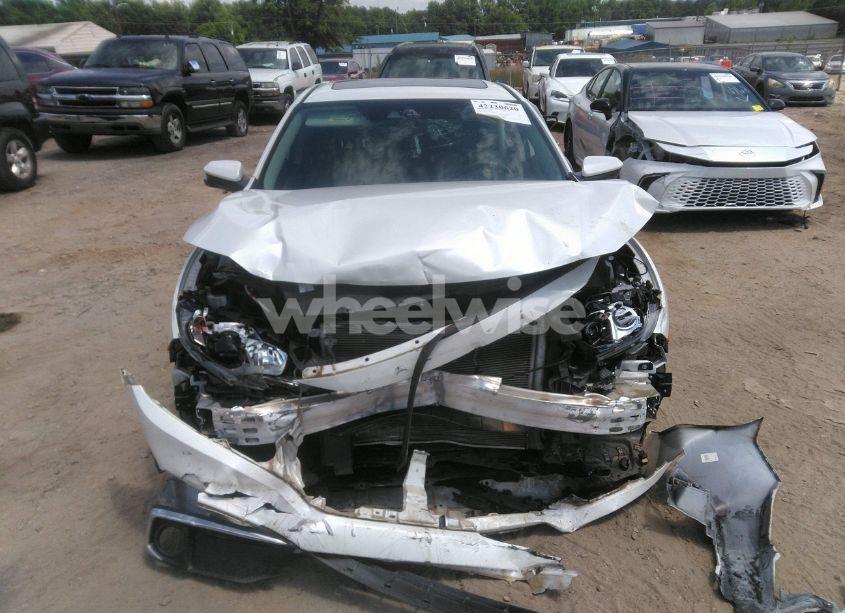 Photo 12 of 2021 Honda Civic EX-L (VIN 19XFC1F74ME002245)