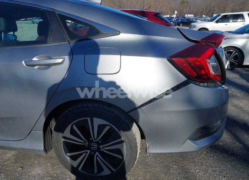 Photo 20 of 2016 Honda Civic EX-L (VIN 19XFC1F75GE010939)