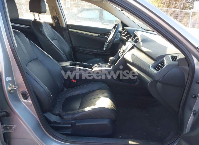 Photo 5 of 2016 Honda Civic EX-L (VIN 19XFC1F75GE010939)