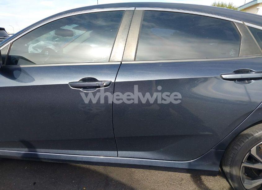 Photo 14 of 2016 Honda Civic EX-L (VIN 19XFC1F75GE209201)