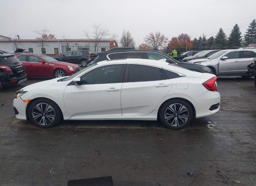 Photo 14 of 2016 Honda Civic EX-L (VIN 19XFC1F75GE214589)
