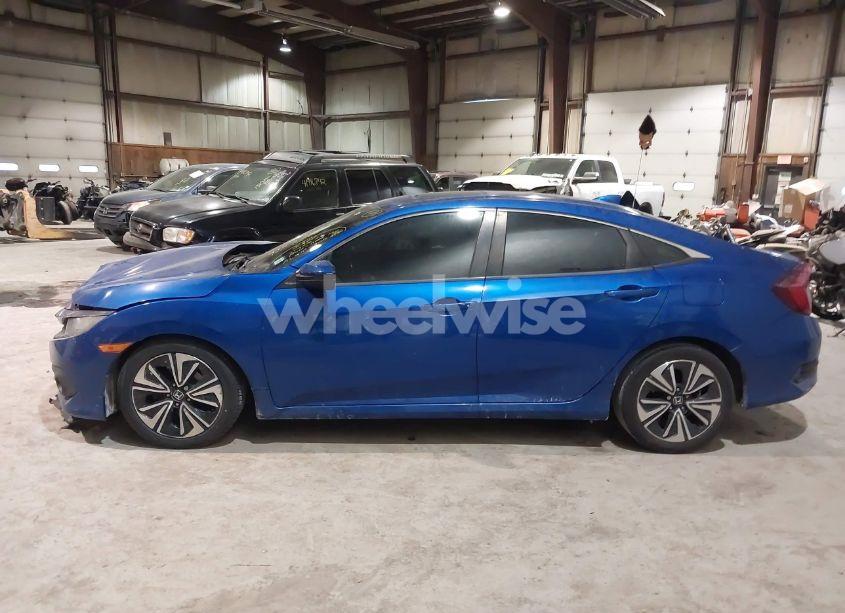 Photo 13 of 2017 Honda Civic EX-L (VIN 19XFC1F75HE204095)