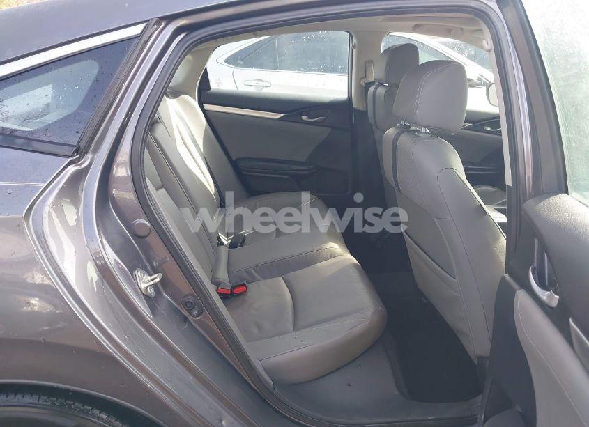 Photo 8 of 2019 Honda Civic EX-L (VIN 19XFC1F75KE215847)