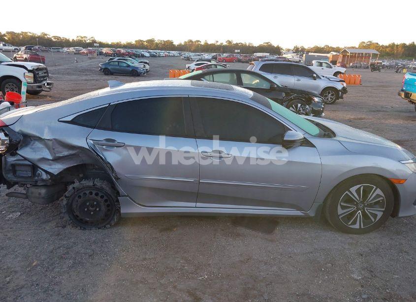 Photo 14 of 2016 Honda Civic EX-L (VIN 19XFC1F76GE020136)
