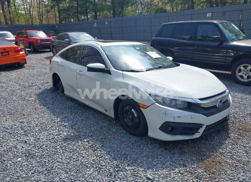 2016 Honda Civic EX-L (VIN 19XFC1F76GE200247) main photo