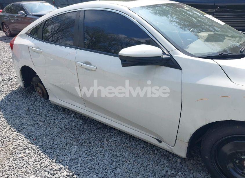 Photo 6 of 2016 Honda Civic EX-L (VIN 19XFC1F76GE200247)