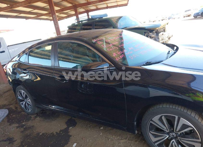 Photo 14 of 2016 Honda Civic EX-L (VIN 19XFC1F76GE211376)