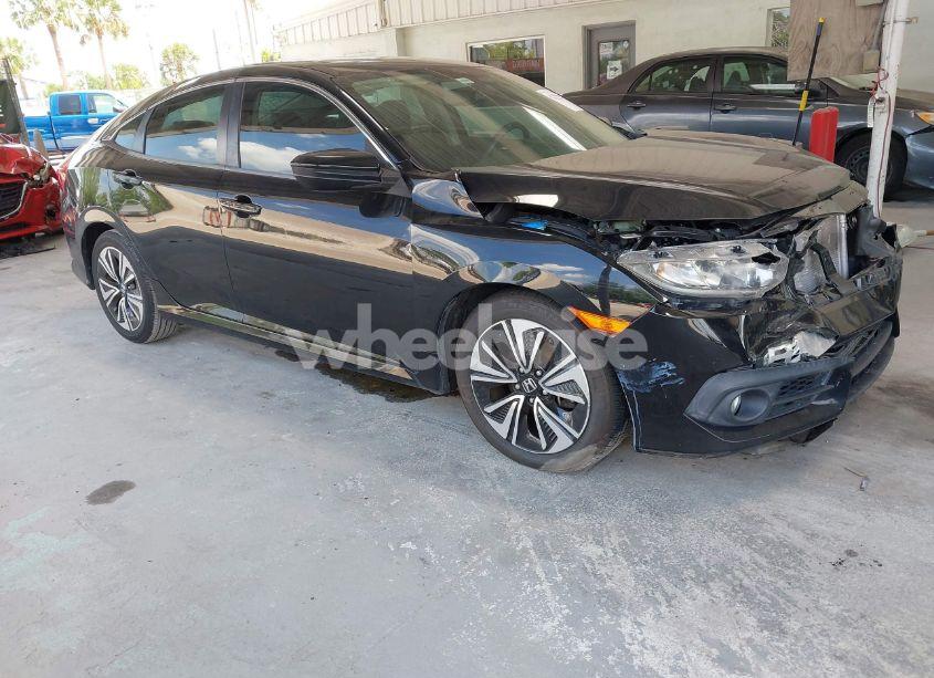 2017 Honda Civic EX-L (VIN 19XFC1F76HE028822) main photo