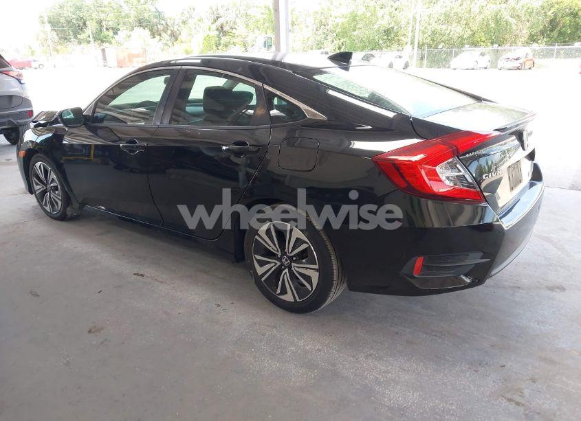 Photo 3 of 2017 Honda Civic EX-L (VIN 19XFC1F76HE028822)