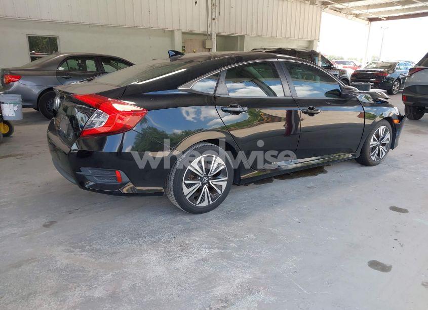 Photo 4 of 2017 Honda Civic EX-L (VIN 19XFC1F76HE028822)