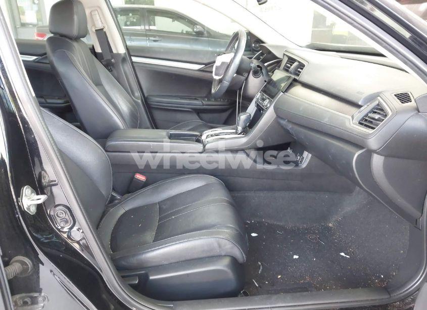 Photo 5 of 2017 Honda Civic EX-L (VIN 19XFC1F76HE028822)