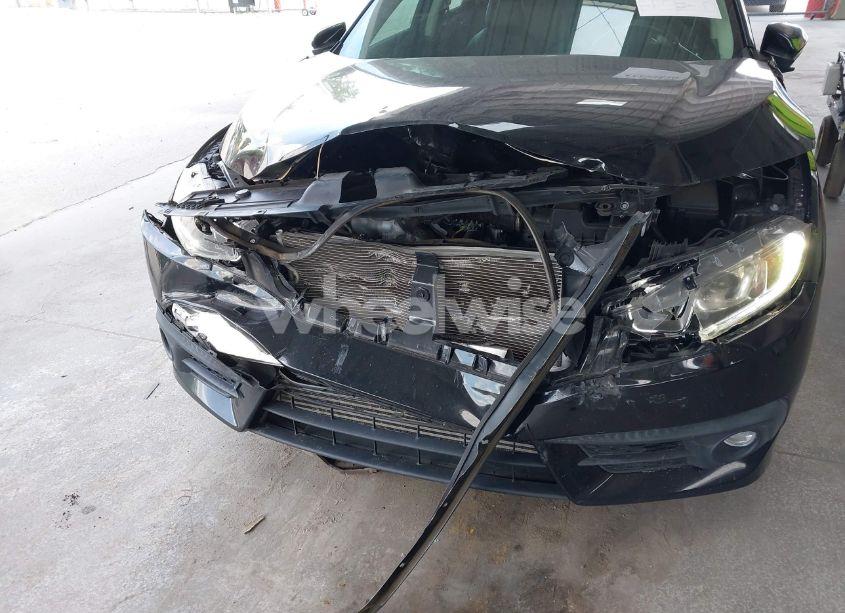 Photo 6 of 2017 Honda Civic EX-L (VIN 19XFC1F76HE028822)