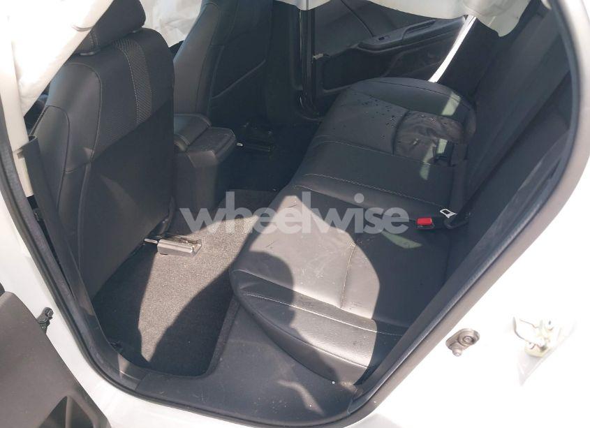 Photo 8 of 2020 Honda Civic EX-L (VIN 19XFC1F76LE004643)