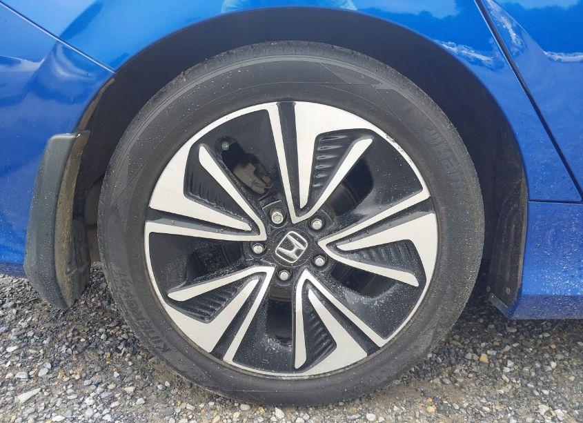 Photo 12 of 2016 Honda Civic EX-L (VIN 19XFC1F77GE004706)
