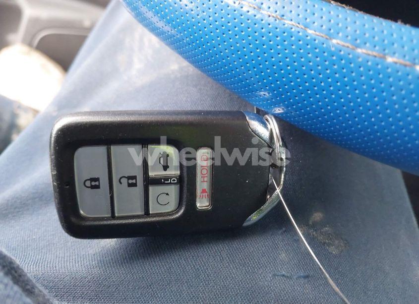 Photo 11 of 2016 Honda Civic EX-L (VIN 19XFC1F77GE043120)