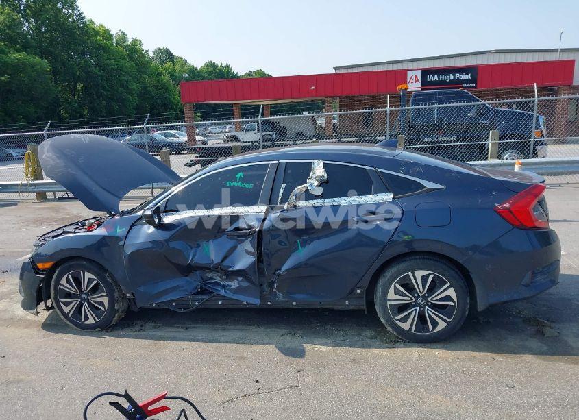 Photo 15 of 2017 Honda Civic EX-L (VIN 19XFC1F77HE008417)