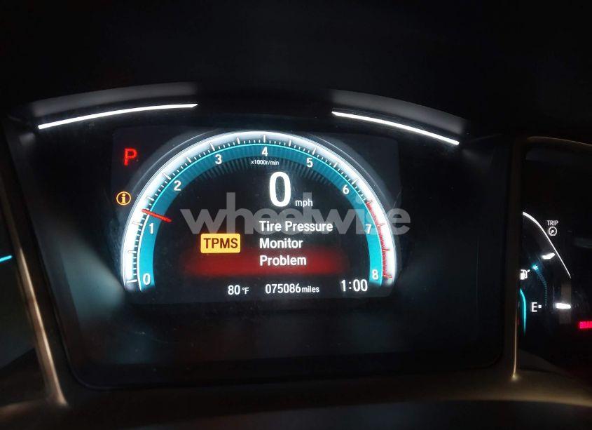 Photo 16 of 2017 Honda Civic EX-L (VIN 19XFC1F77HE008417)