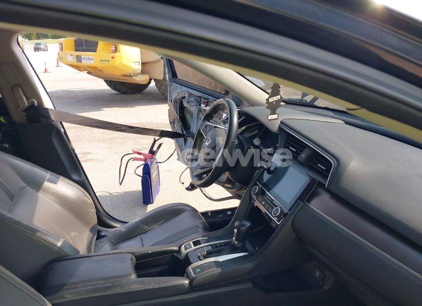 Photo 5 of 2017 Honda Civic EX-L (VIN 19XFC1F77HE008417)