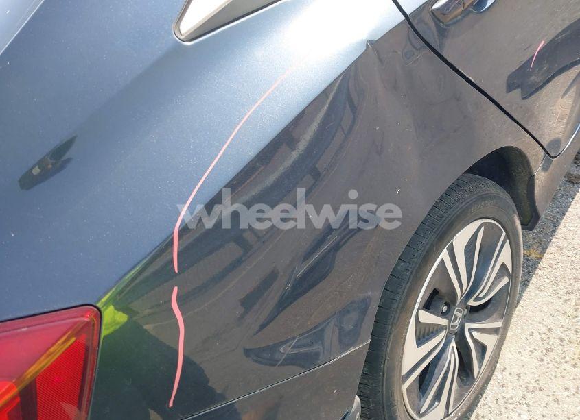 Photo 6 of 2017 Honda Civic EX-L (VIN 19XFC1F77HE008417)