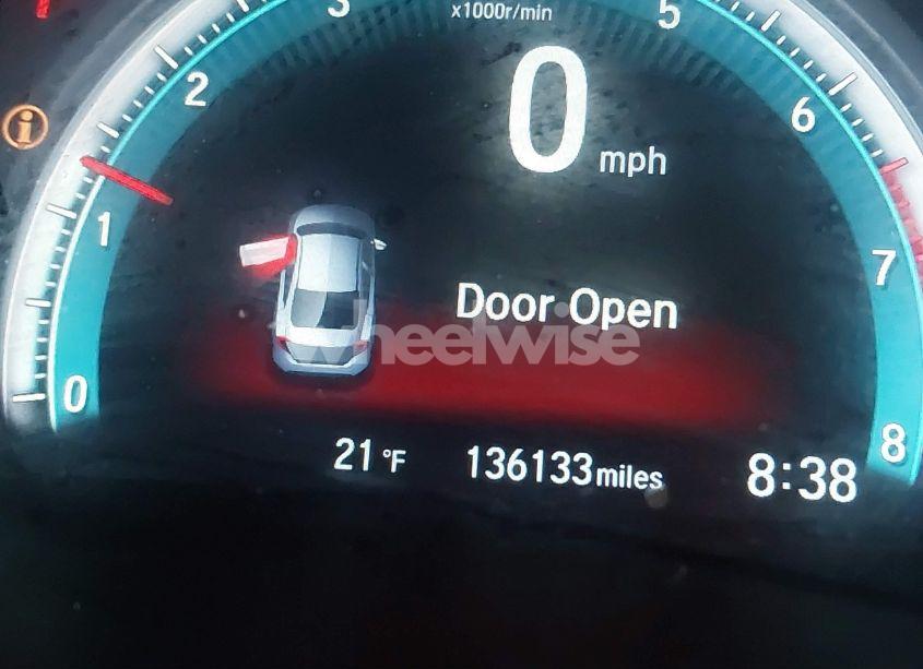 Photo 15 of 2017 Honda Civic EX-L (VIN 19XFC1F77HE017764)