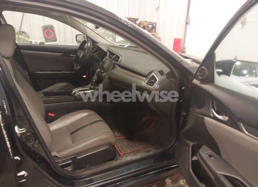 Photo 5 of 2017 Honda Civic EX-L (VIN 19XFC1F77HE017764)