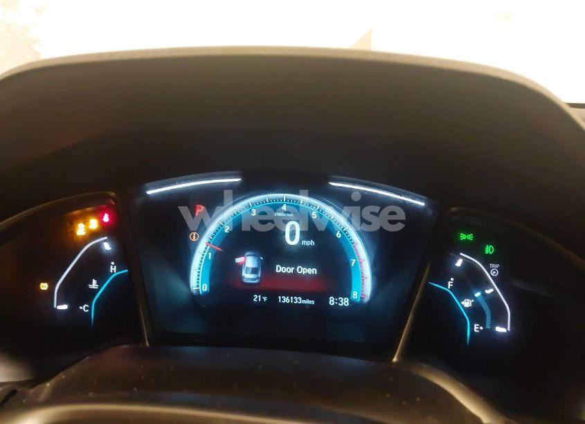 Photo 7 of 2017 Honda Civic EX-L (VIN 19XFC1F77HE017764)
