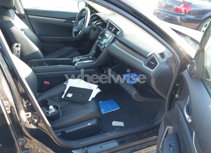 Photo 5 of 2019 Honda Civic EX-L (VIN 19XFC1F77KE001636)