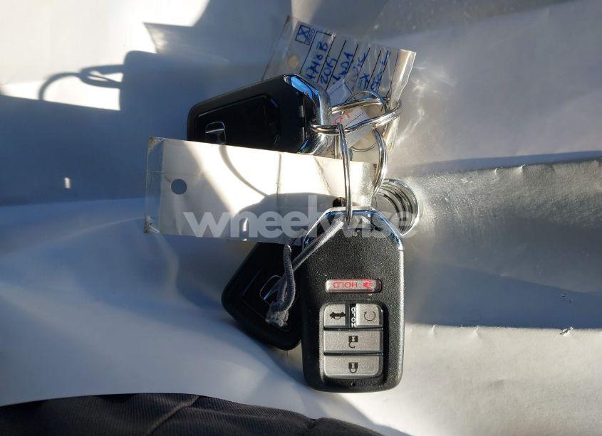 Photo 11 of 2019 Honda Civic EX-L (VIN 19XFC1F77KE215638)