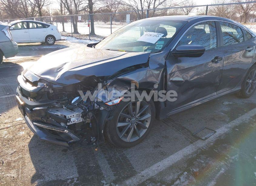 Photo 17 of 2019 Honda Civic EX-L (VIN 19XFC1F77KE215638)