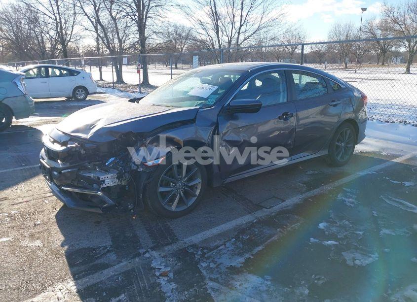 Photo 2 of 2019 Honda Civic EX-L (VIN 19XFC1F77KE215638)
