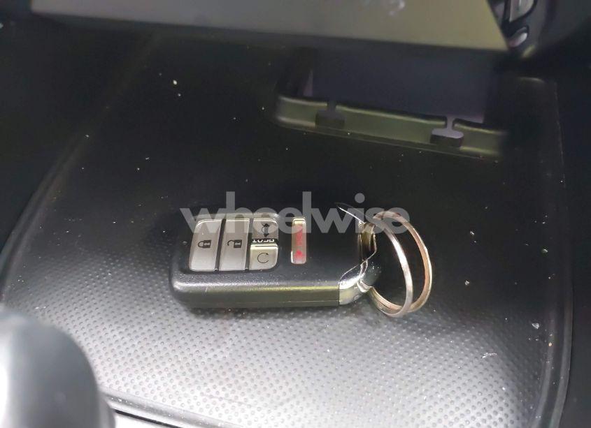 Photo 11 of 2020 Honda Civic EX-L (VIN 19XFC1F77LE003372)