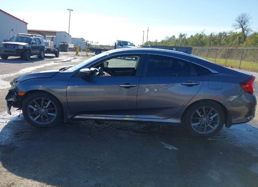 Photo 14 of 2020 Honda Civic EX-L (VIN 19XFC1F77LE016011)