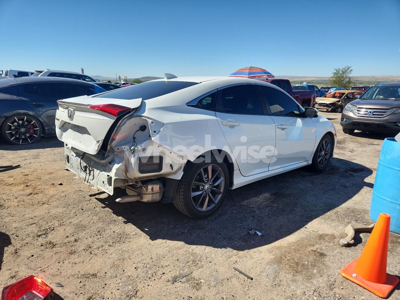 Photo 3 of 2020 HONDA CIVIC EXL (VIN 19XFC1F77LE023220)