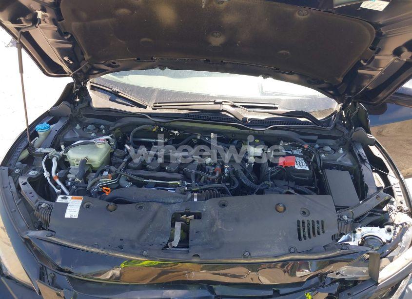 Photo 10 of 2021 Honda Civic EX-L (VIN 19XFC1F77ME008203)