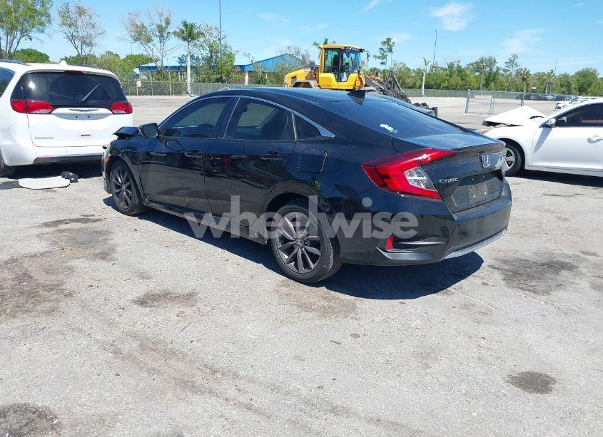Photo 3 of 2021 Honda Civic EX-L (VIN 19XFC1F77ME008203)