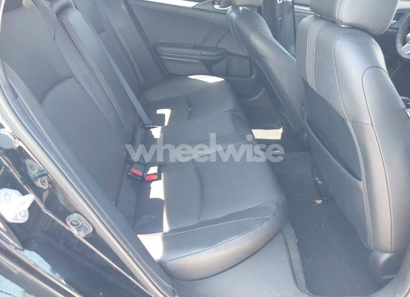 Photo 8 of 2021 Honda Civic EX-L (VIN 19XFC1F77ME008203)