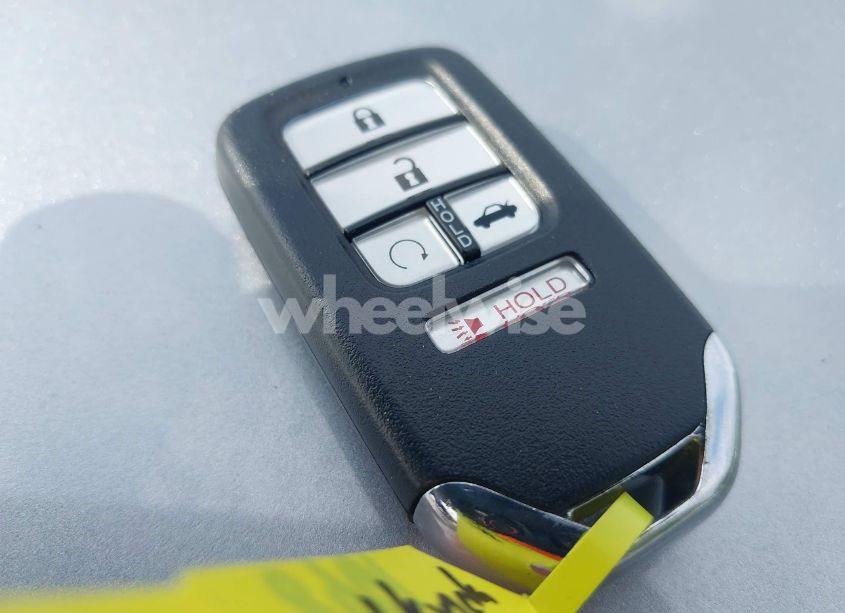 Photo 11 of 2021 Honda Civic EX-L (VIN 19XFC1F77ME008461)