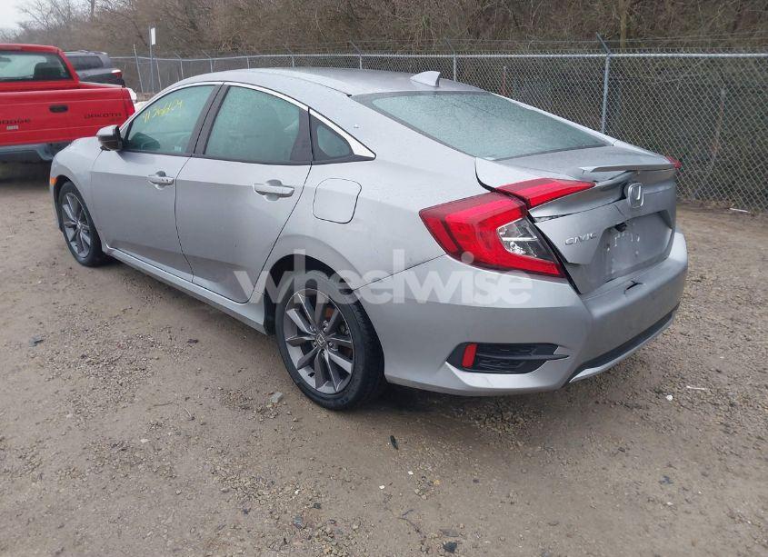 Photo 3 of 2021 Honda Civic EX-L (VIN 19XFC1F77ME011926)