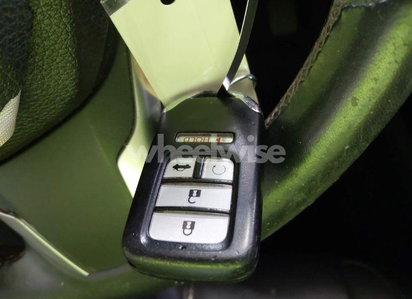 Photo 11 of 2016 Honda Civic EX-L (VIN 19XFC1F78GE024298)