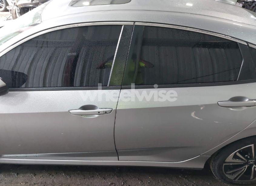 Photo 14 of 2016 Honda Civic EX-L (VIN 19XFC1F78GE024298)