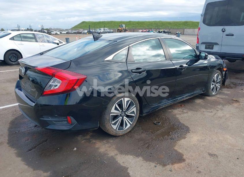 Photo 4 of 2016 Honda Civic EX-L (VIN 19XFC1F78GE201822)