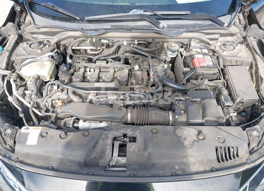 Photo 10 of 2016 Honda Civic EX-L (VIN 19XFC1F78GE209483)