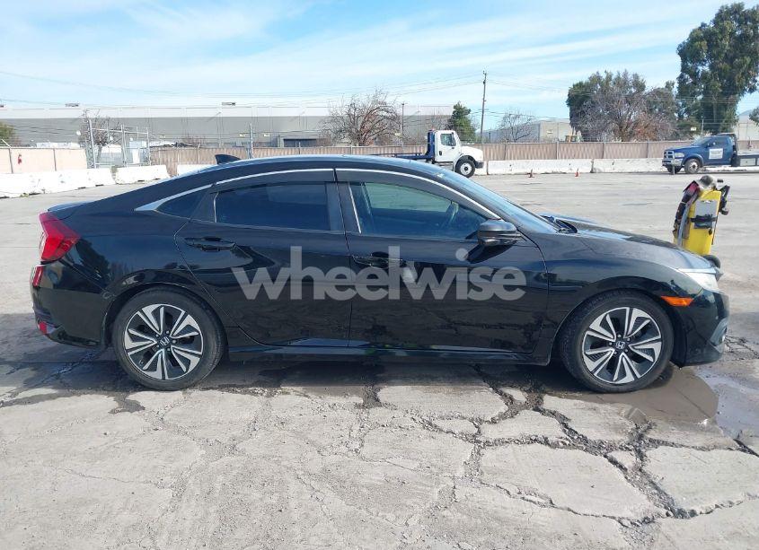 Photo 13 of 2016 Honda Civic EX-L (VIN 19XFC1F78GE209483)
