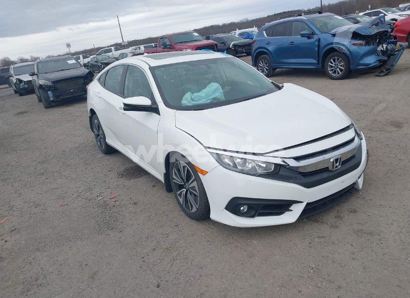 2016 Honda Civic EX-L (VIN 19XFC1F78GE219981) main photo